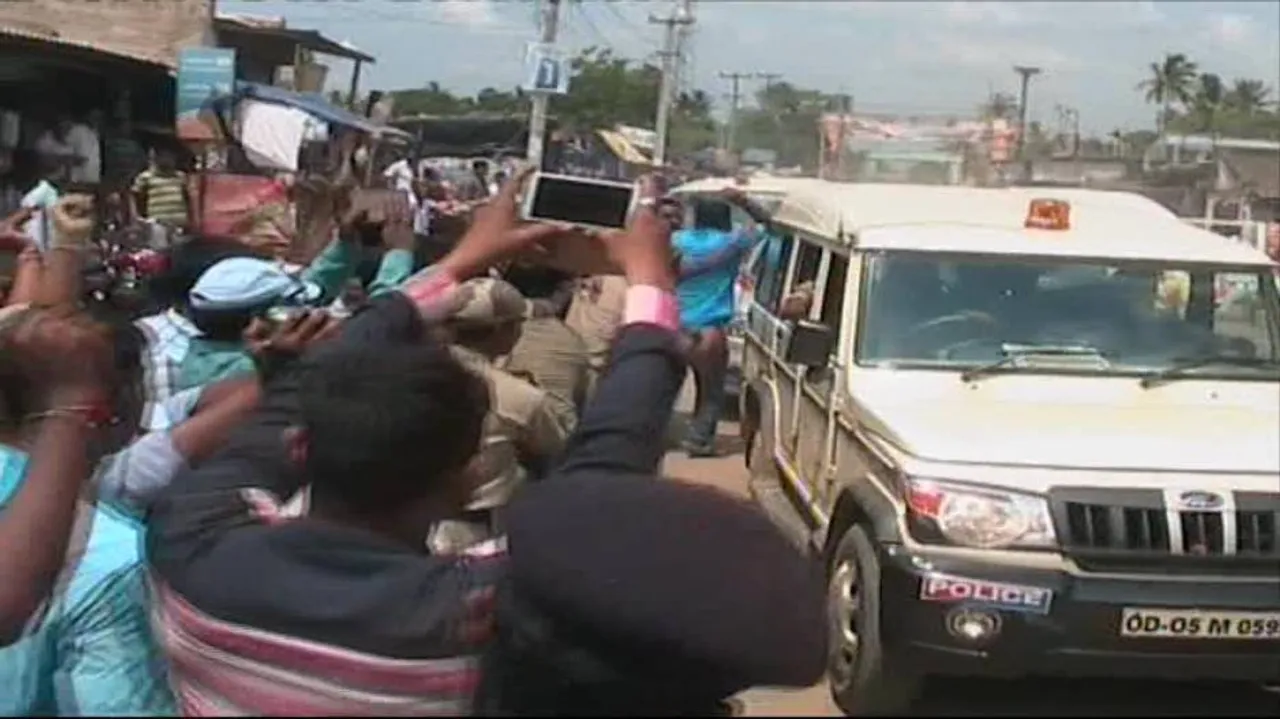 Egg attack on Jual Oram's vehicle: BJP files complaint with police