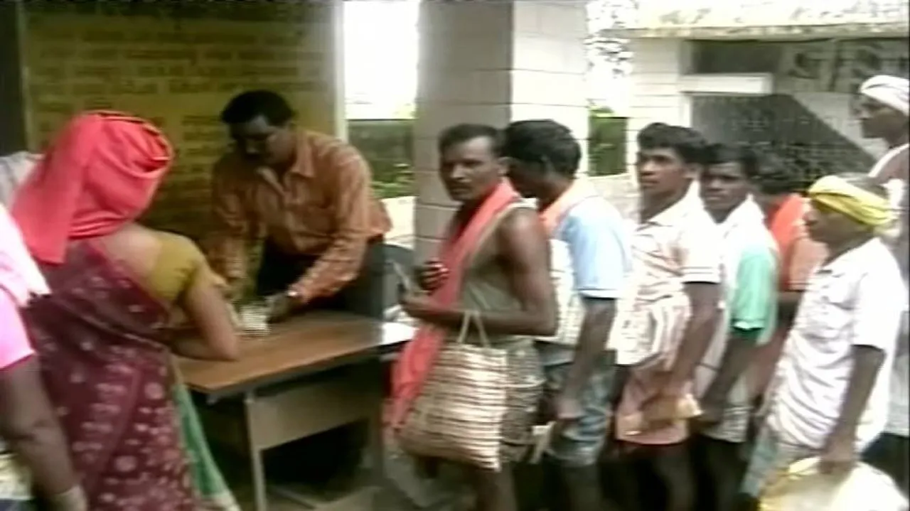 Give subsidized sugar to AAY card holders: Centre writes to Odisha