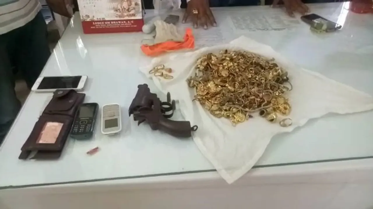 Criminal arrested after police encounter