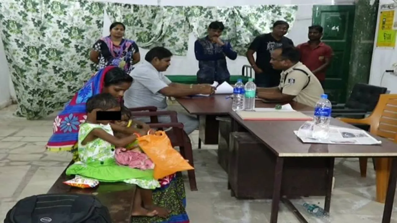 Missing girl reunites with mother after 13 months