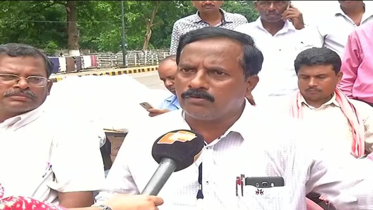 Agitating block grant teachers warn Odisha govt of dire consequence in 2019
