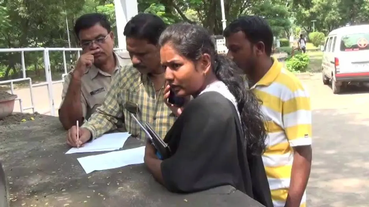 'Ashamed', unwed mother abandons newborn