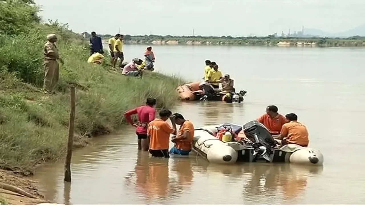 2 students drown in Mahanadi in Cuttack