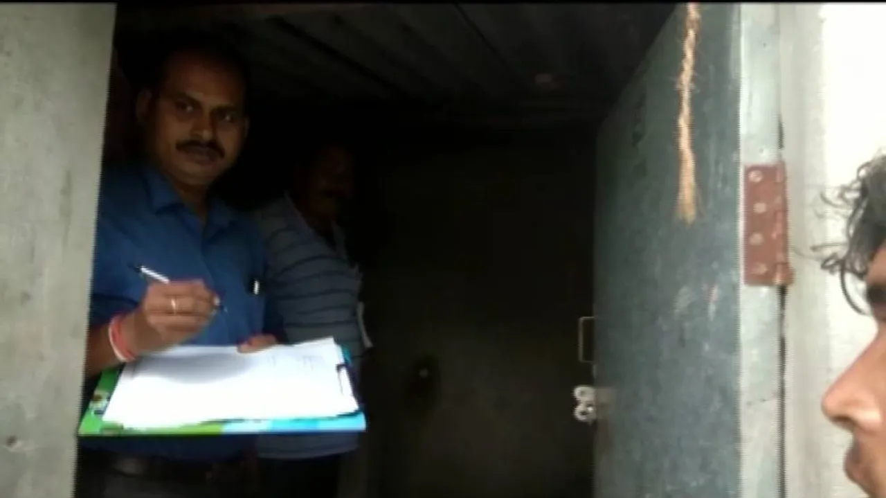 Youth’s body found hanging in neighbour’s toilet