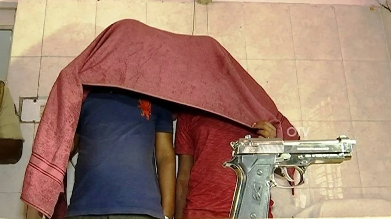 Toy gun-using robbers nabbed in Bhubaneswar