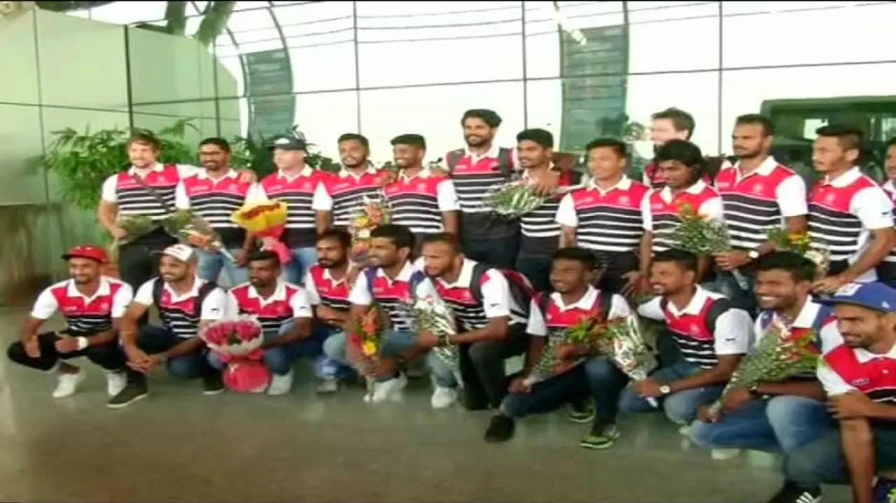 Team India in Bhubaneswar for world league; hockey fever grips city