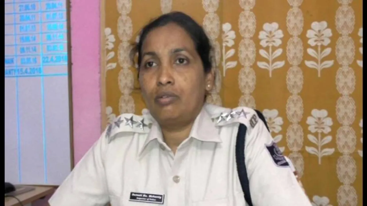 Woman nabbed for cheating girls with fake job promises