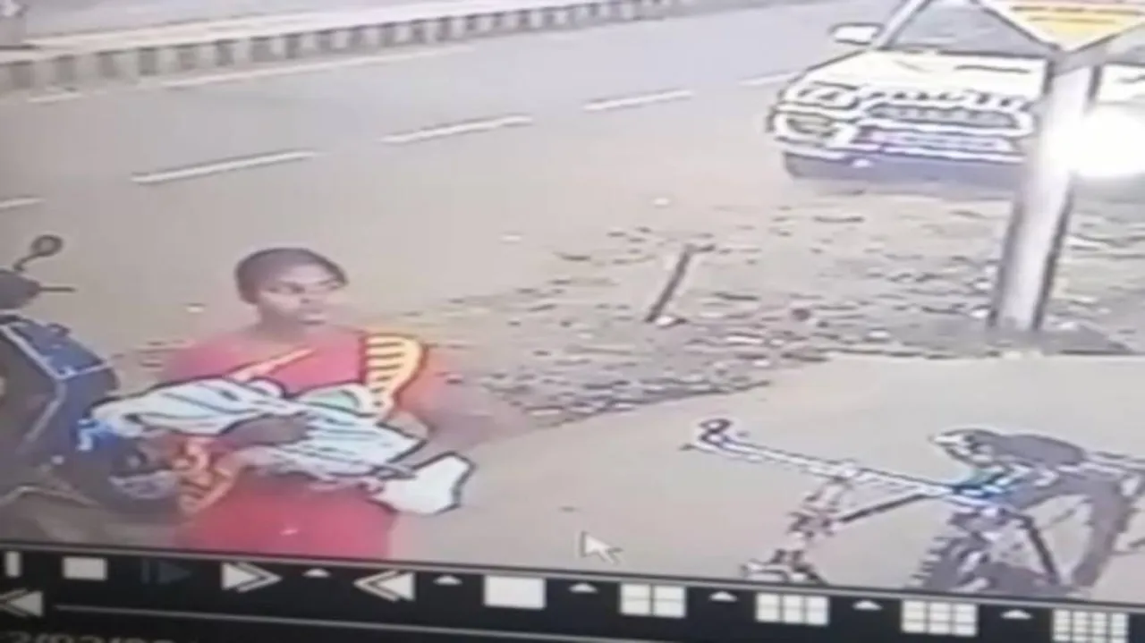Four-month-old baby stolen in presence of mother