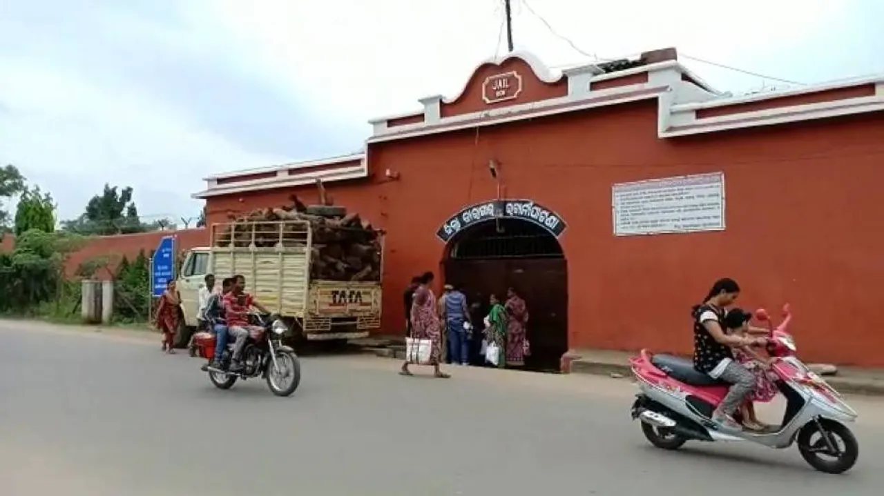 Security lapse: Prisoner escapes from Bhawanipatna jail