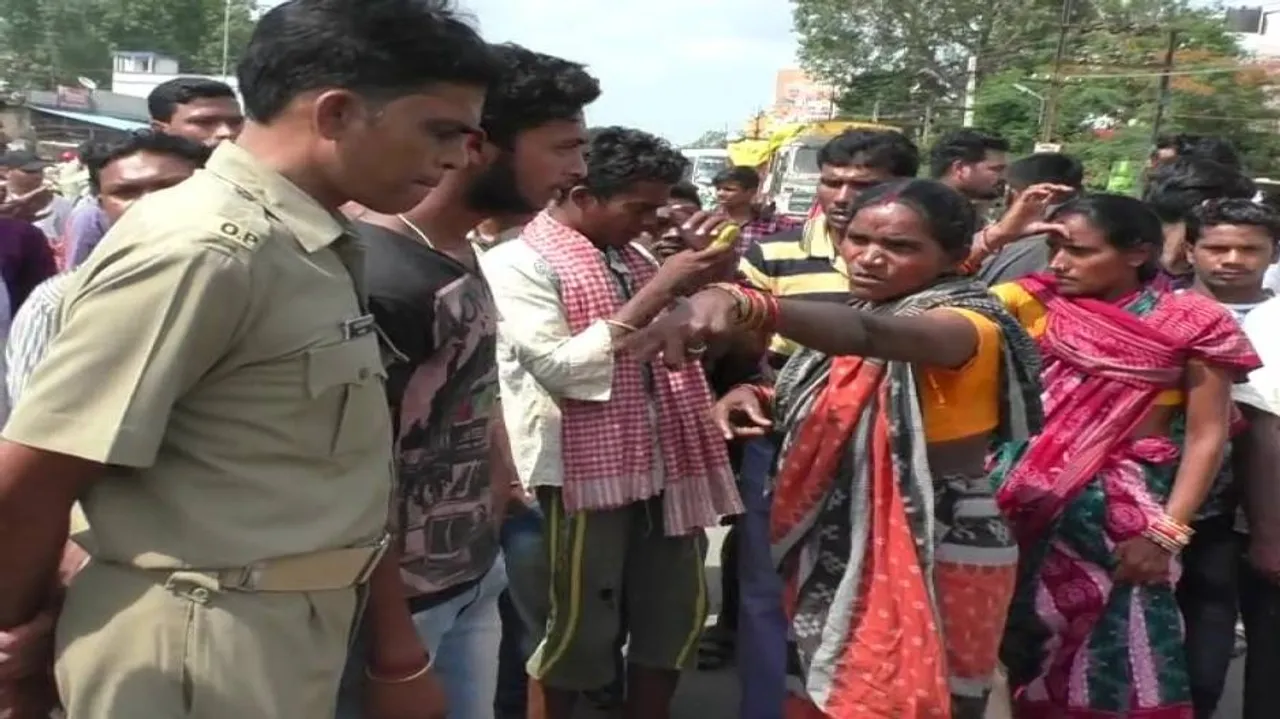 Woman dies as electric pole falls on her in Bargarh