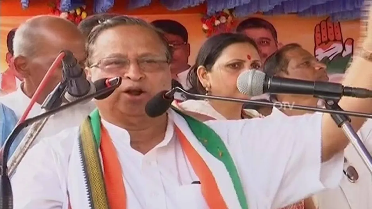 Congress promises loan waiver for farmers, if voted to power