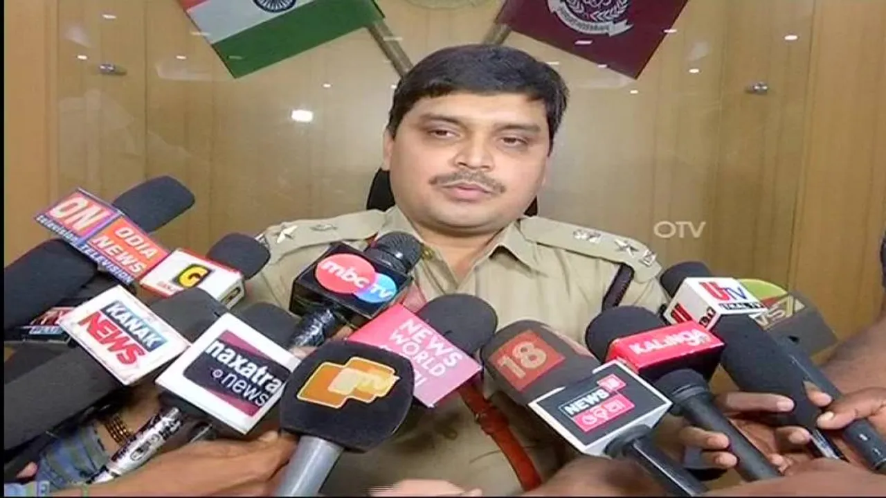 Pinak Mishra takes charge as Berhampur SP