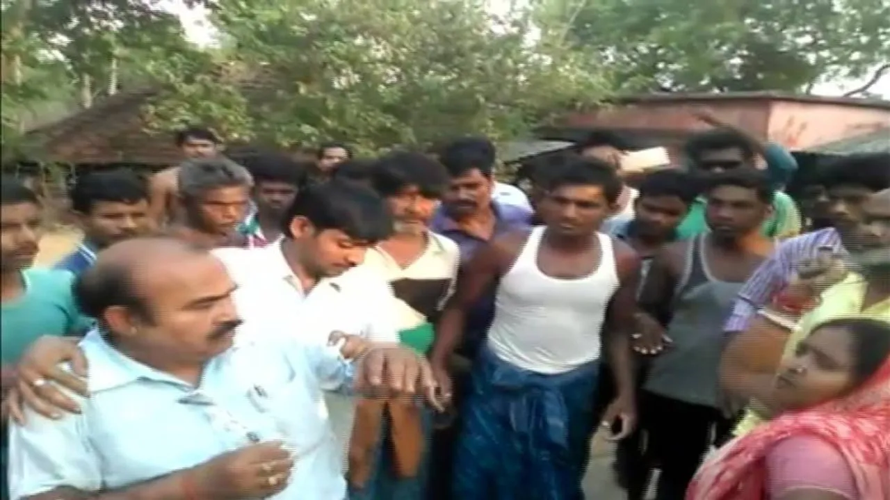 Villagers thrash teacher for sexually assaulting students