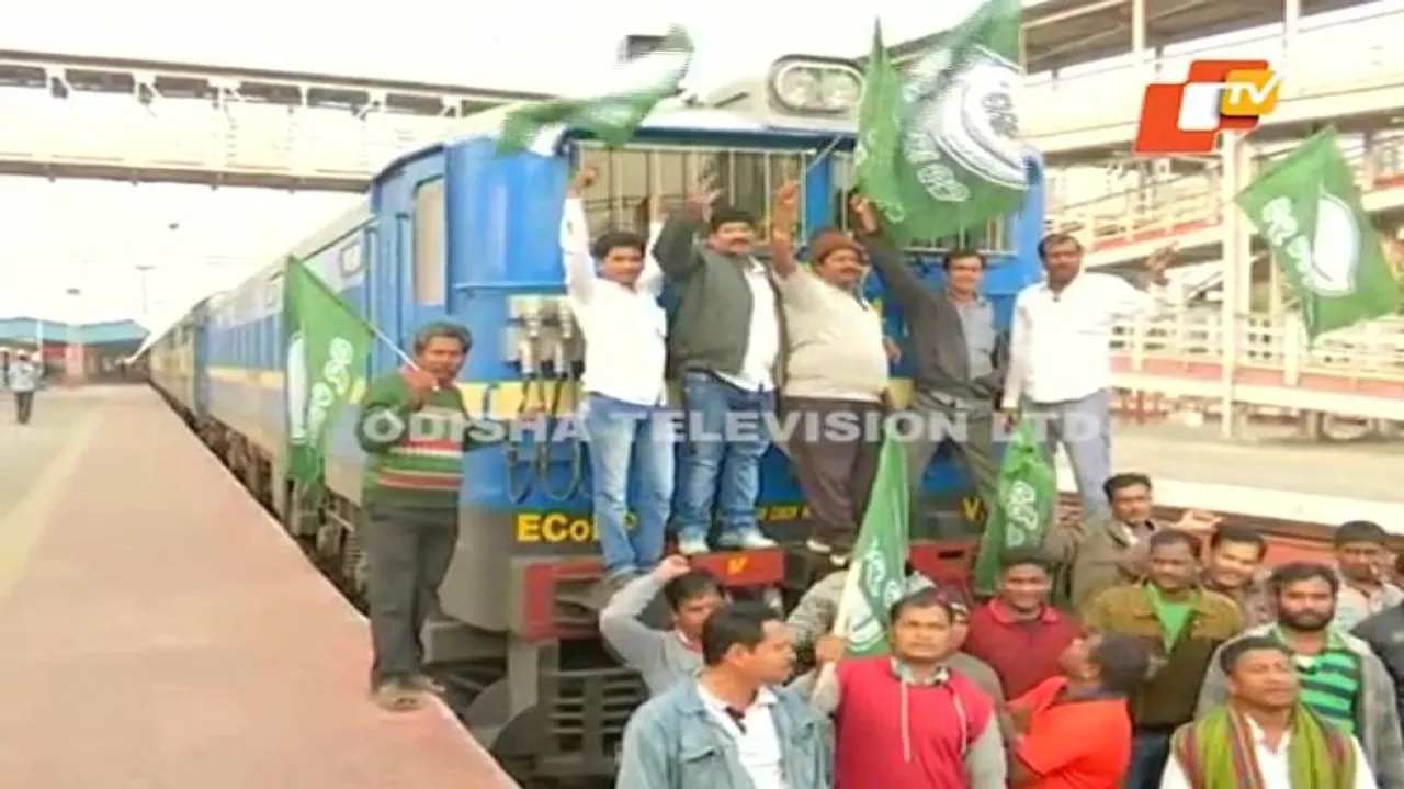 BJD stages Rail Roko in Berhampur & Sambalpur