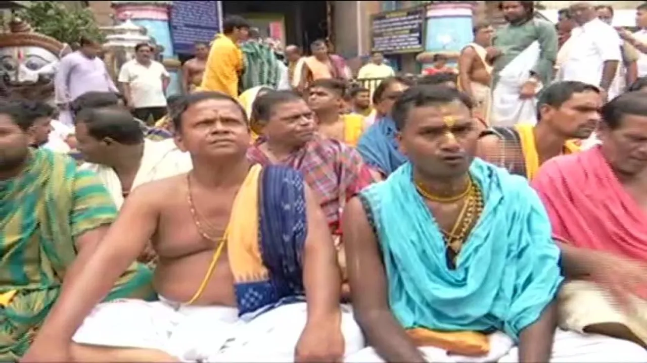 Puri Srimandir reforms: Temple servitors stage protest
