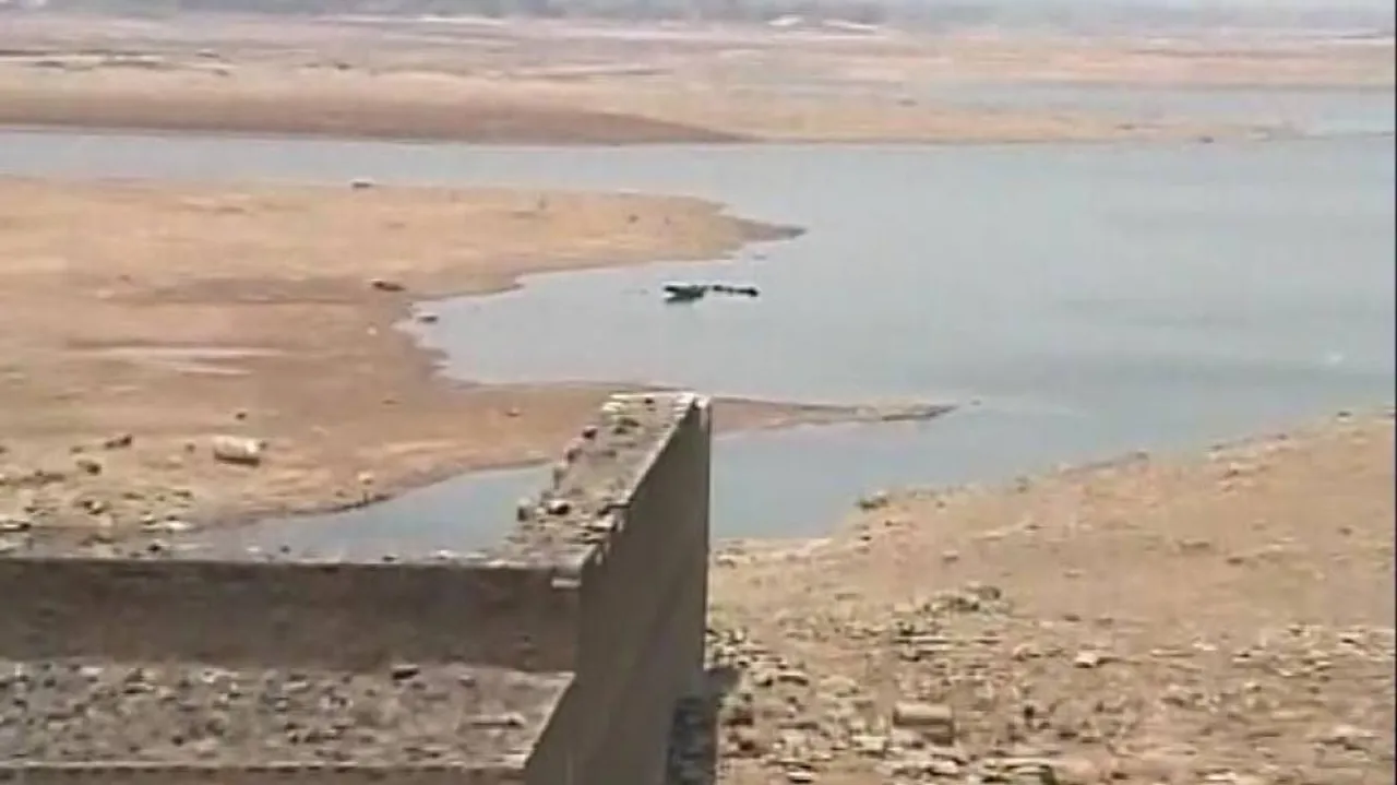 Water level of 91 major reservoirs drops 2%'