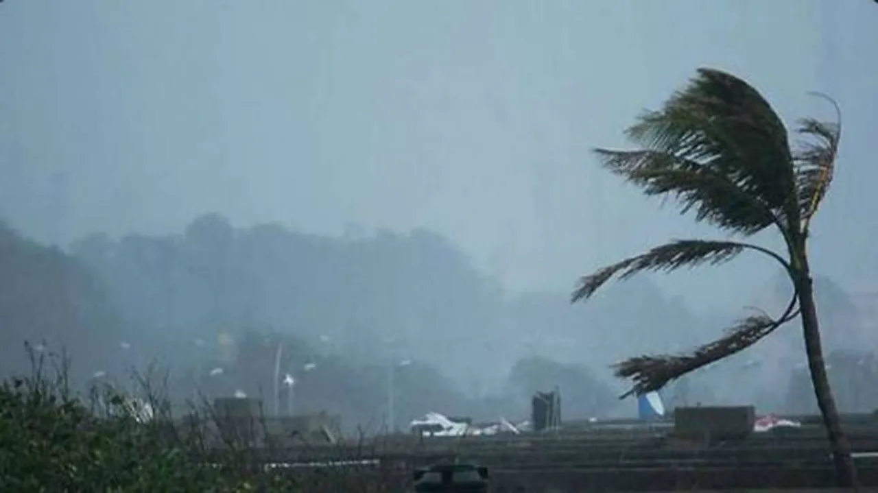 Weather Alert: Coastal districts likely to witness thunderstorms in next 24 hours