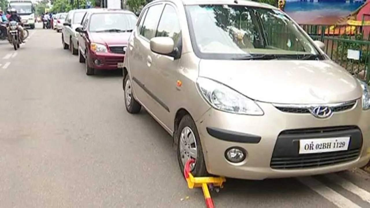 BEWARE ! Your Car Will Be Clamped For Unauthorised Parking In Twin City