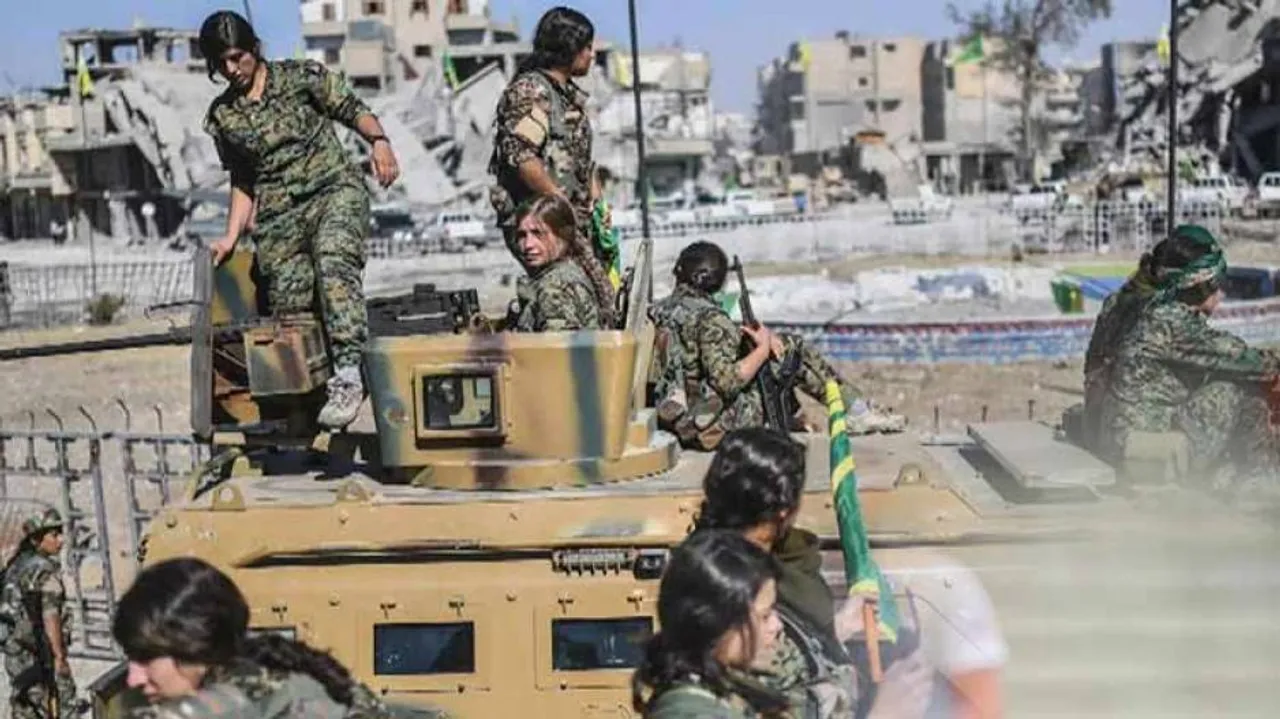 US Forces Move 1,500 IS Women From Syria To Iraq
