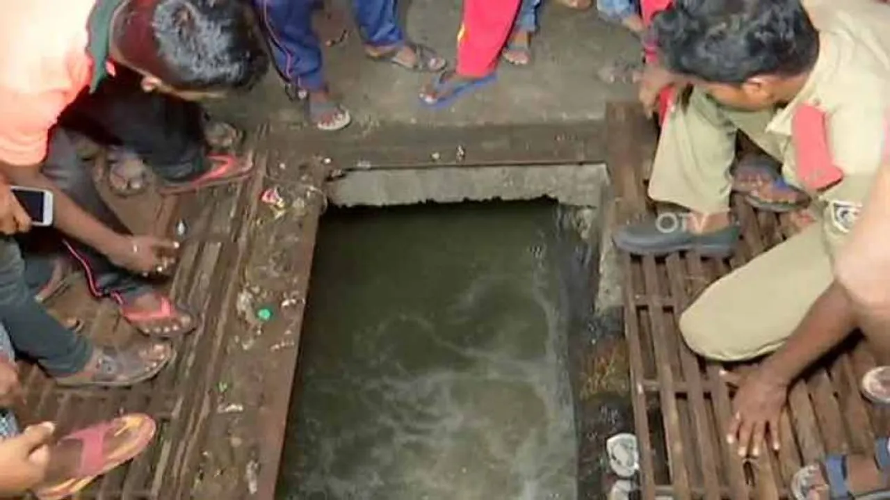 Firemen rescue youth from drain in Puri