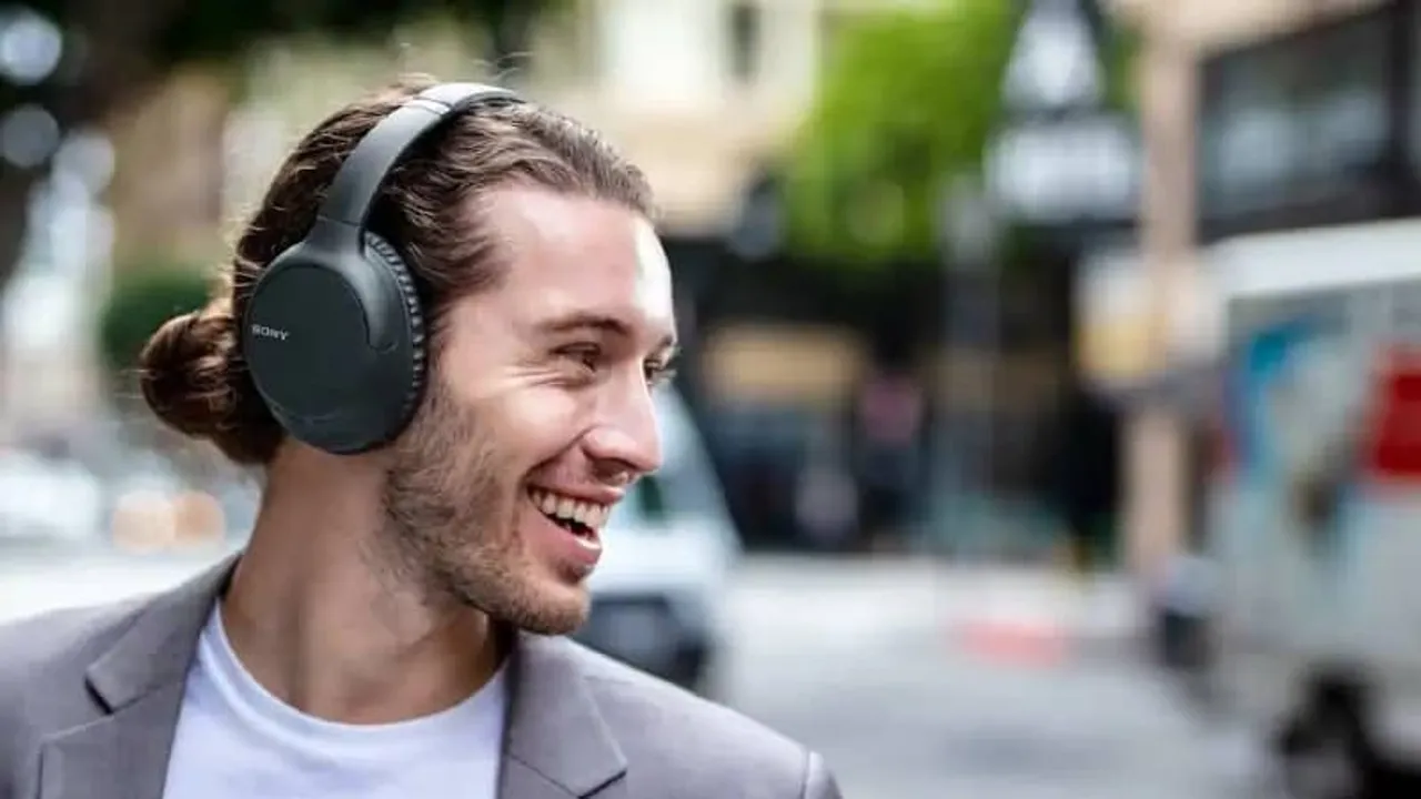 Sony WH-CH710N wireless headphones