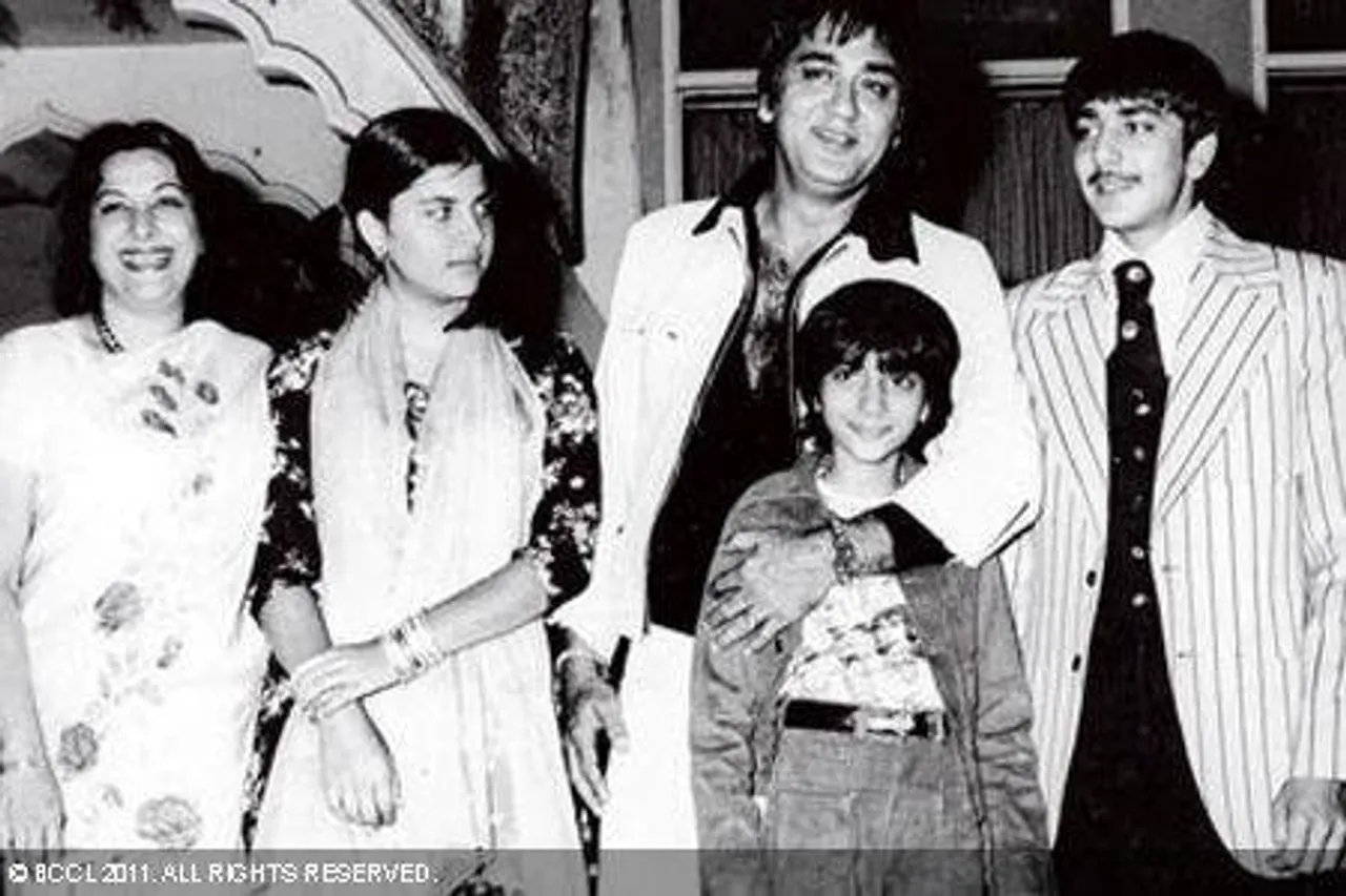 Dutt Family