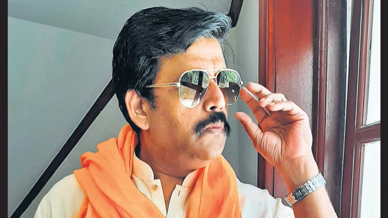 ravikishan.jpg