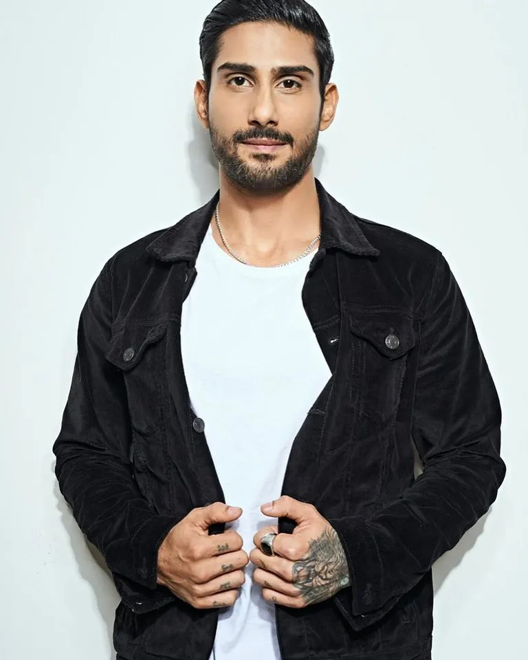 <em>Prateik Babbar is looking at a tight work schedule for 2022.</em>
