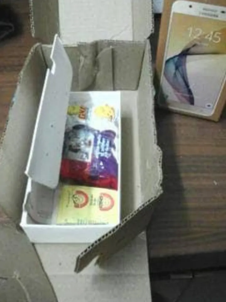 Delhi Fake Call Center :You Ordered Phone but got Soap , Read how the Scam took place: