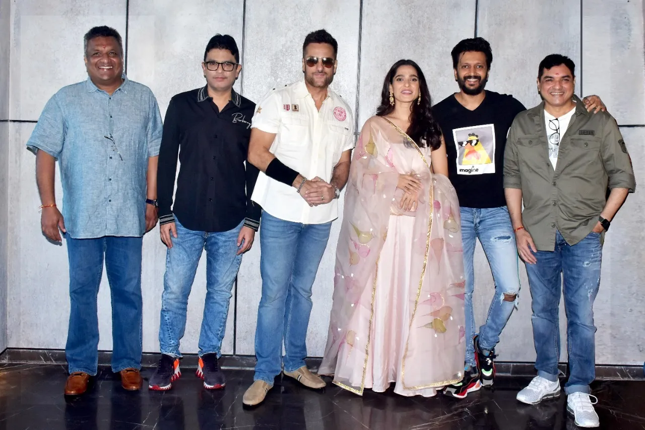 It’s lights, camera & action for Riteish Deshmukh - Fardeen Khan starrer VISFOT.