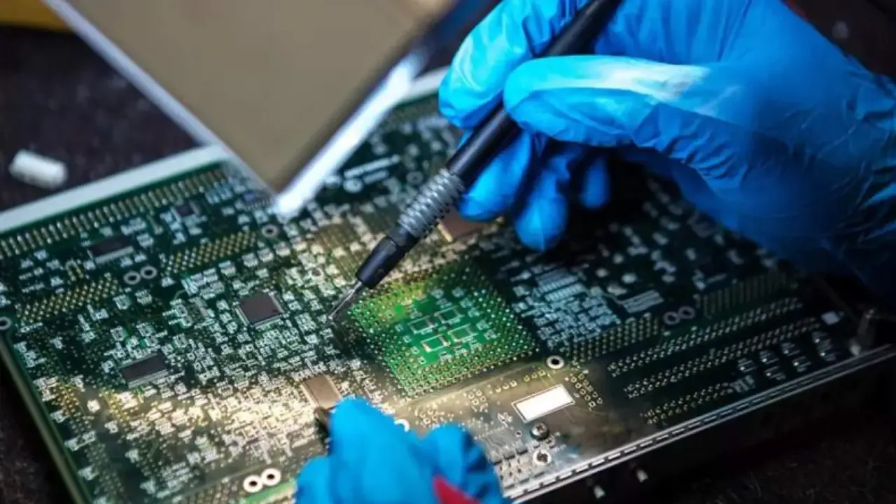 Semiconductor Industry To Create 10 Lakh Jobs In India By 2026: Report