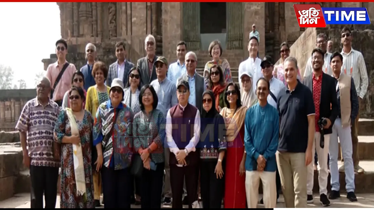Diplomats from 14 Nations Visit Konark Sun Temple in Odisha