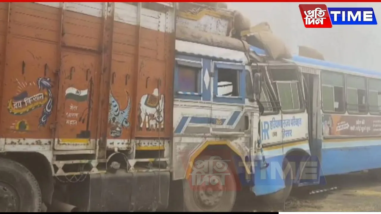 Gujarat: 6 Killed as Private Bus Collides with Dumper Near Bhavnagar