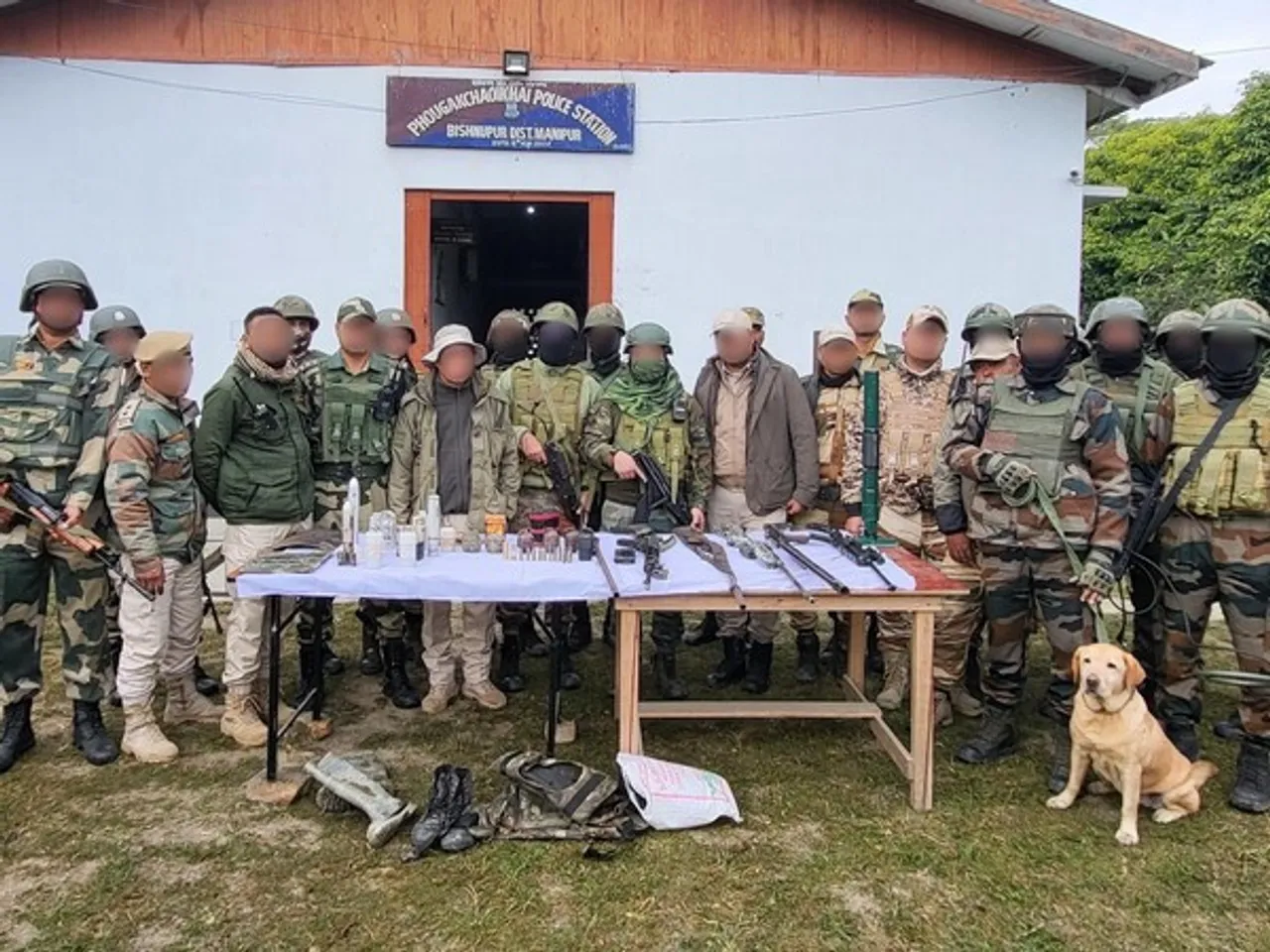 Manipur polcie seize arms and ammuntion
