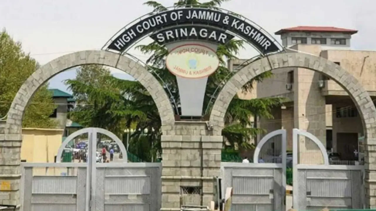 J&K HC Rules Against Veils For Women Advocates In Court
