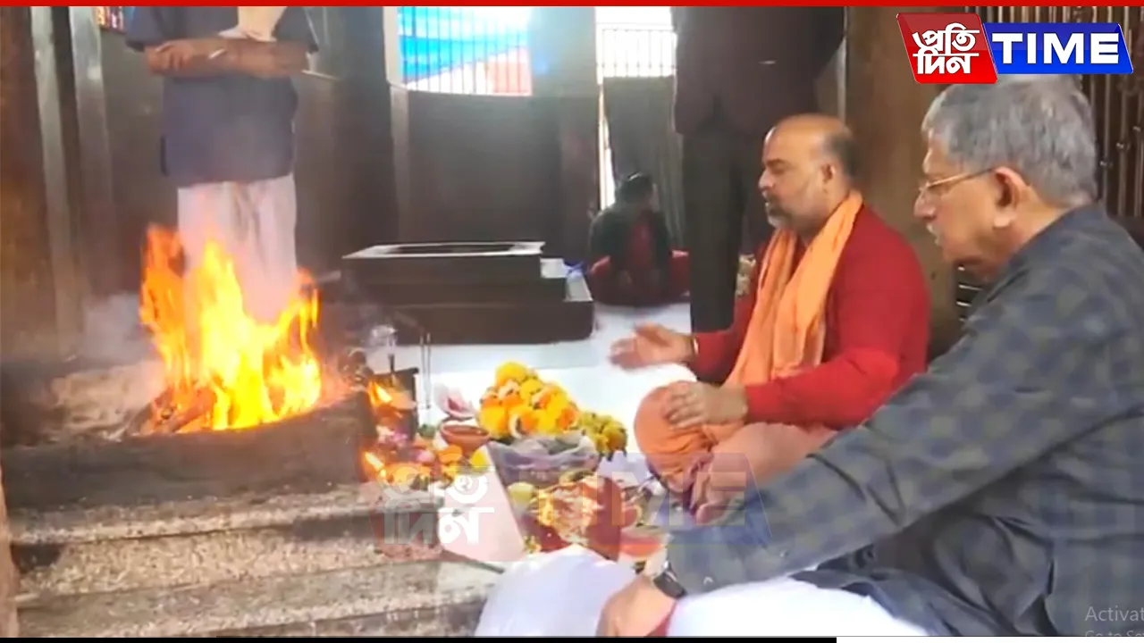 Union Minister Rajiv Ranjan Singh Offers Prayers at Maa Kamakhya Temple in Guwahati