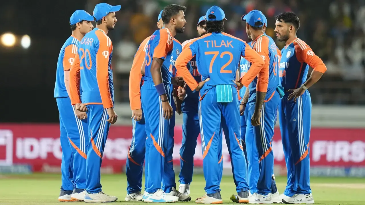 England Defeats India by 26 Runs In Third T20I, Keeps Series Alive
