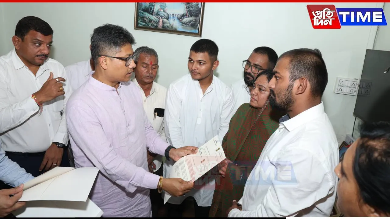 Pijush Hazarika Visits Pahalgam Terror Victim's Family in Bhavnagar
