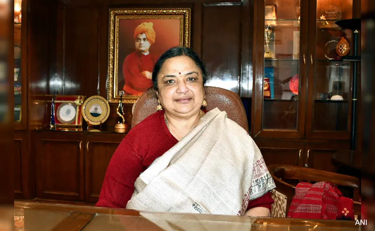 sroae9sk_jnu-vc-santishree-dhulipudi-pandit-ani_625x300_18_April_24