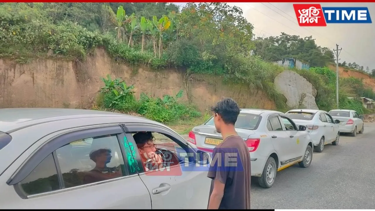 Assam-Meghalaya Taxi Standoff Leaves Tourists Stranded, Resolved After Talks