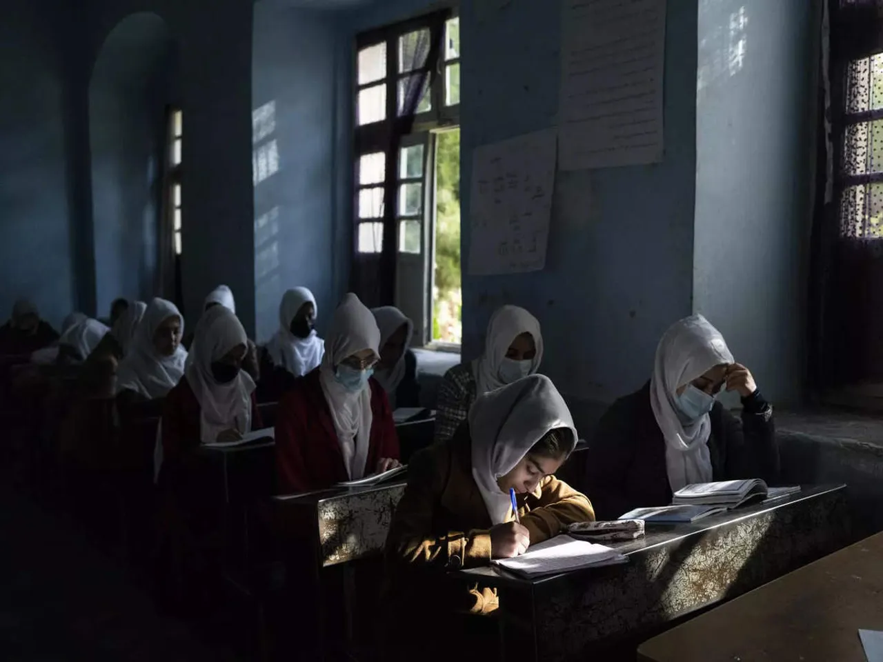 Taliban Govt to Reopen High Schools for Girls from March