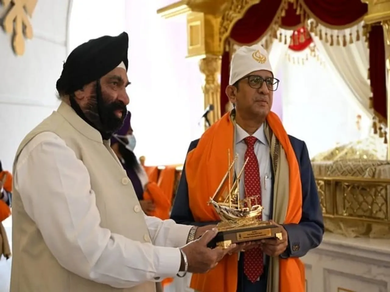 CJI NV Ramana Visits Guru Nanak Darbar In Dubai