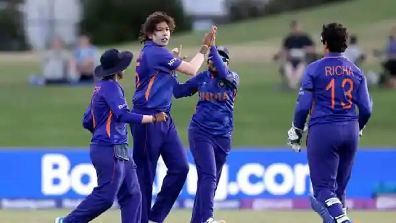 ICC Women's World Cup: India Demolishes Pakistan By 107 Runs