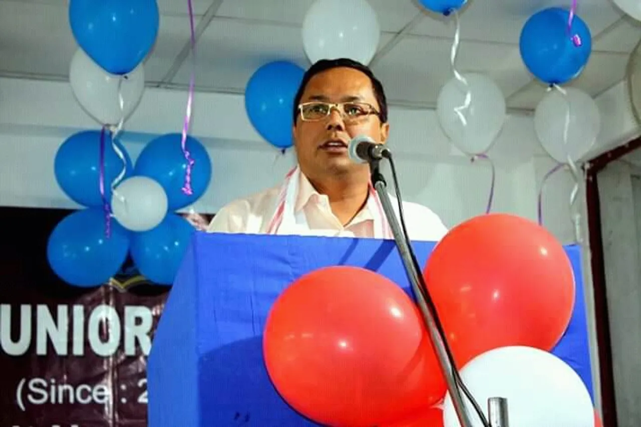 Congress Leader Manoj Dhanowar Tenders Resignation 