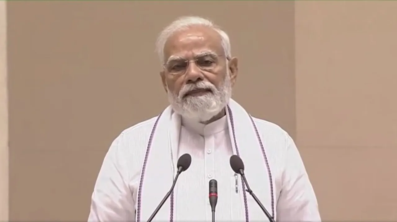 PM Modi Asks Judiciary to Encourage Use of Local Languages in Courts