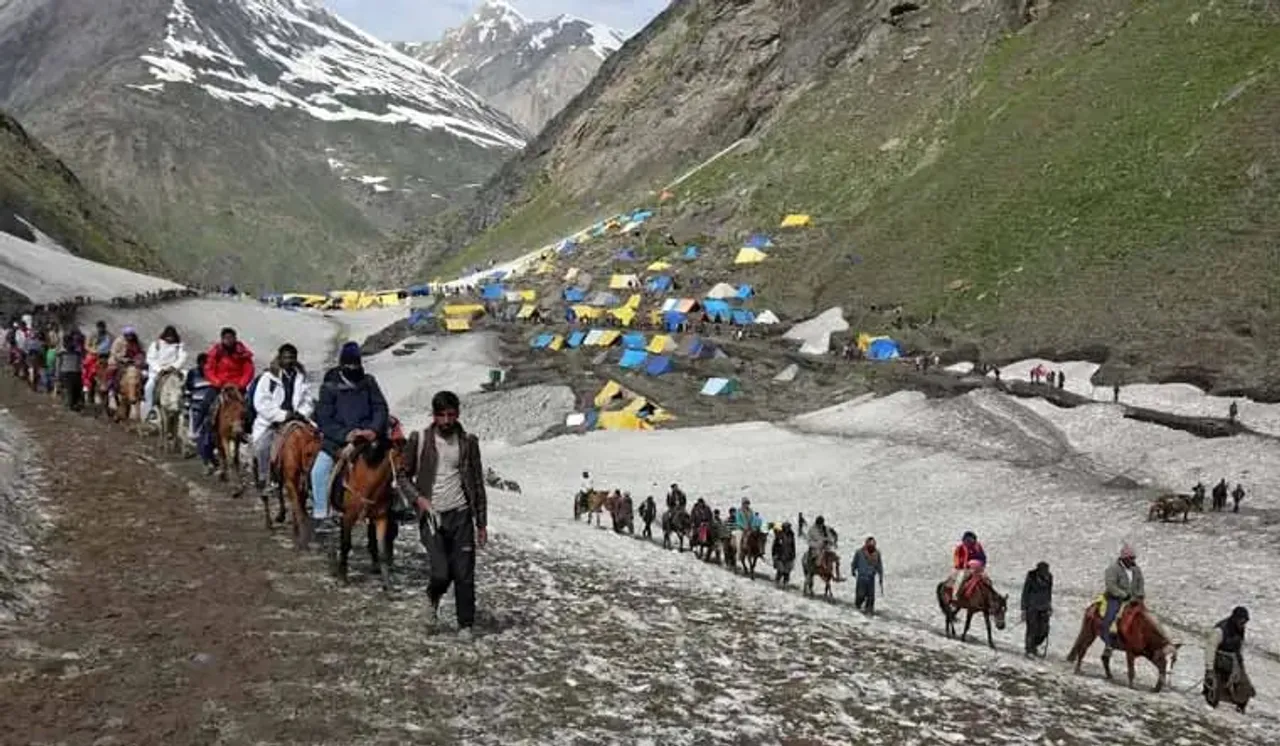 Amarnath Yatra Resumes After Weather Suspension, Stranded Pilgrims Assisted