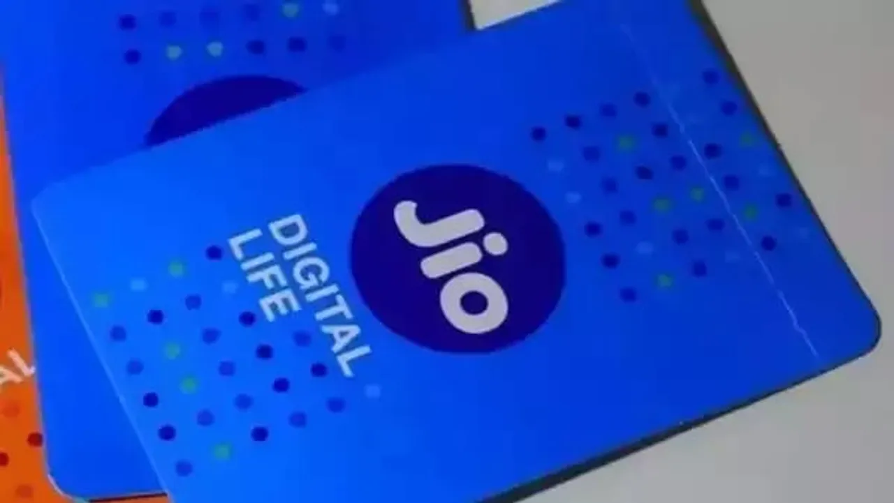 Reliance Jio Independence Day Offer: Rs 2,999 Annual Plan Delivers Data, Discounts, and Delights