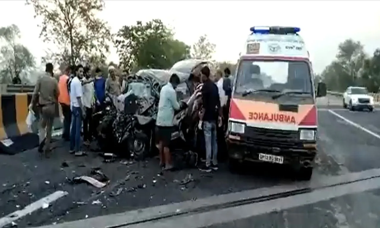 Uttar Pradesh: 7 Killed in Car Accident on Yamuna Expressway