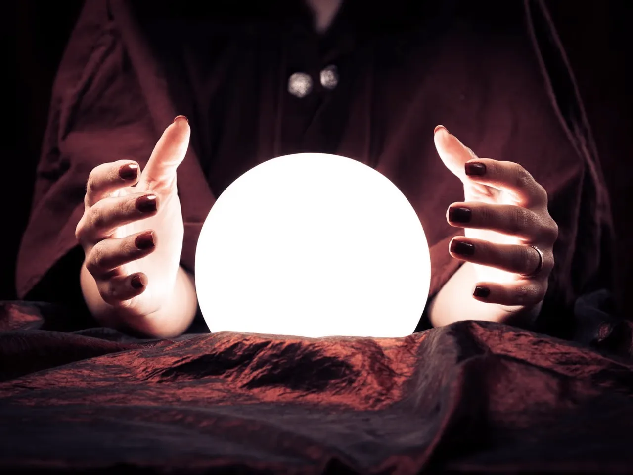 Should You Or Shouldn't You Consult An Astrologer 