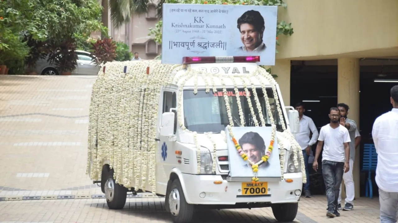 Singer KK Cremated in Mumbai, Family-Fans Bid Tearful Adieu